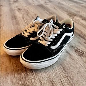 Classic Vans Sneakers